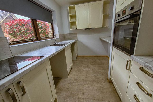 16, Water Lane, Wotton-Under-Edge photo 3