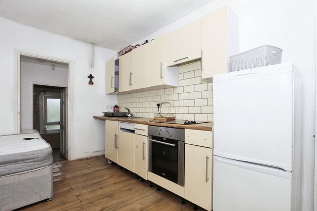 Flat for sale in Gladstone Street, Peterborough