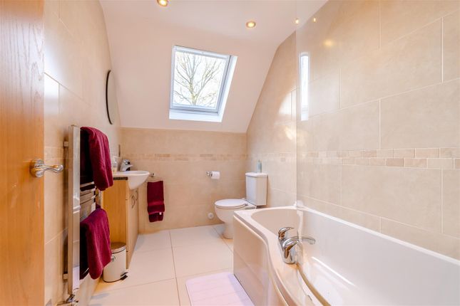 8642125-Interior16.Jpg