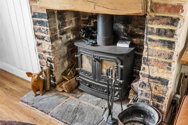 Virginia Cottage, 2, The Yard, Stratford-Upon-Avon photo 4