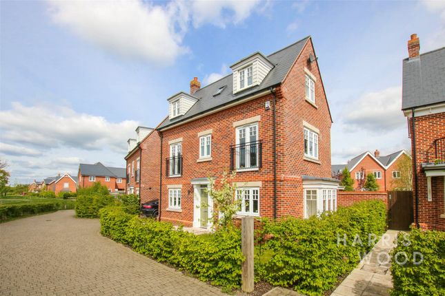 Detached house to rent in Redora Lane, Colchester, Essex