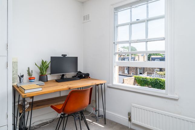 Top Floor Flat, 10-11, Rheidol Terrace, Angel photo 4