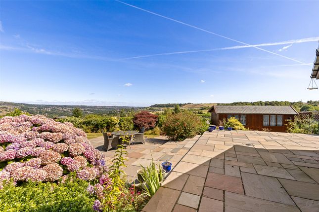 17, Blackmoorfoot, Huddersfield photo 3