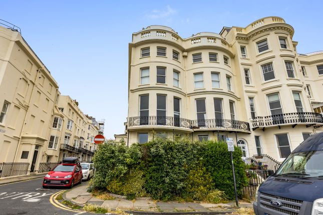 Thumbnail Flat for sale in Marine Parade, Brighton