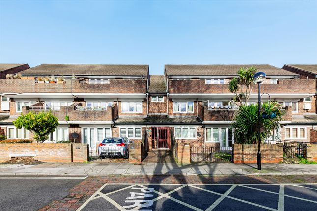 Property for sale in Cressfield Close, London