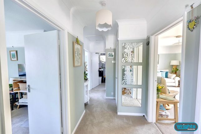 28, Leighton Park North, Westbury photo 4