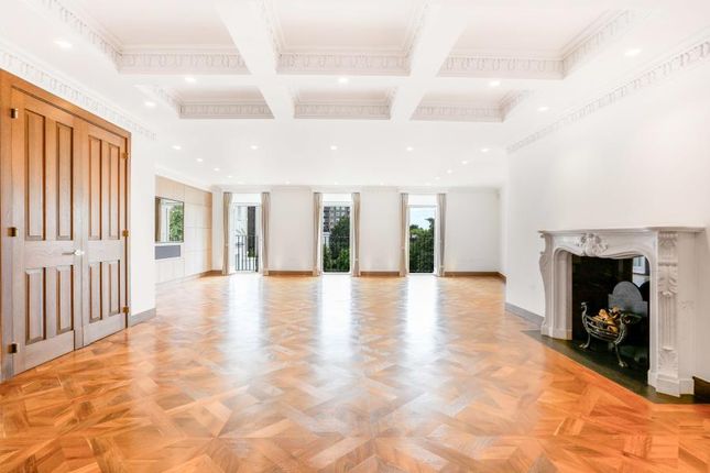 Flat 5  81, Holland Park, London photo 4