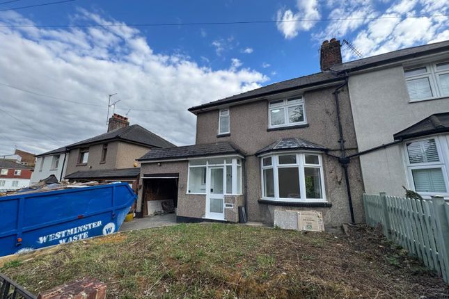 3-bed house on 9, Heath Lane, Dartford, £2,050/mo