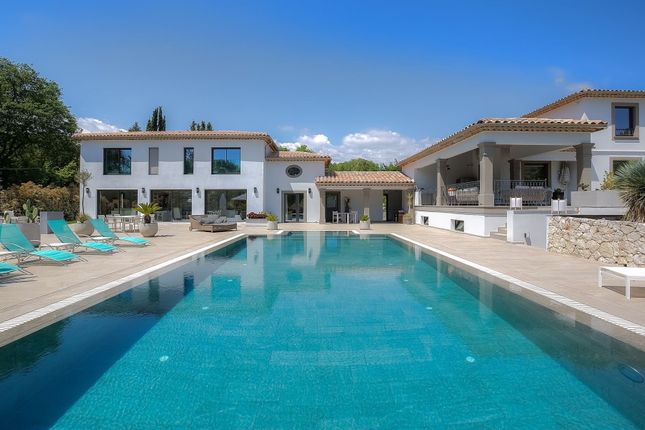 Villa for sale in Chateauneuf Grasse, Mougins, Valbonne, Grasse Area, French Riviera