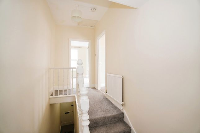 Flat for sale in Windsor Road, Ilford