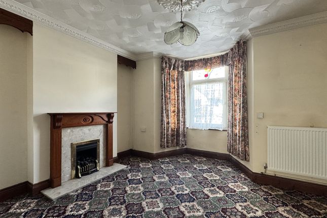 18, Iscennen Road, Ammanford photo 2