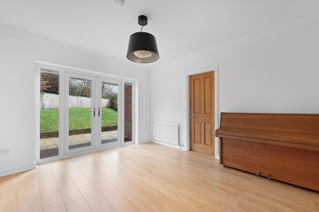 1, Nursery Road, Macclesfield photo 4