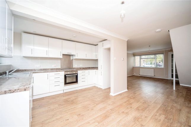 13, Morgans Close, Bedford photo 5