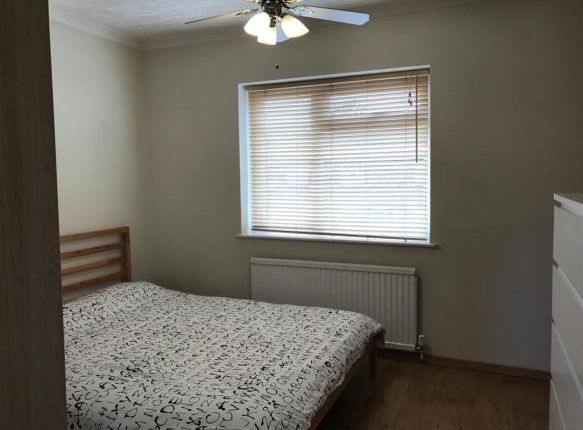 7 Whitley Road, Bedford photo 5