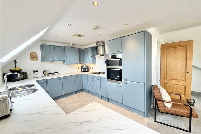 6, Saxby Court, Nottingham photo 5