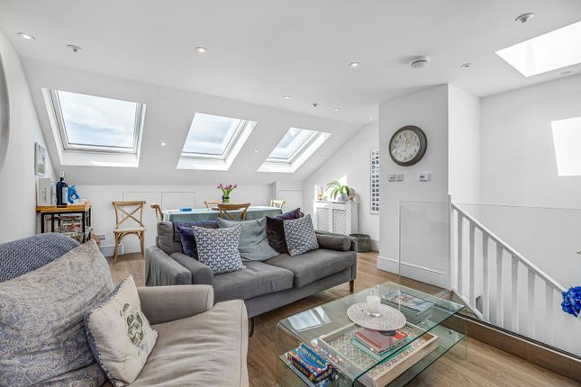 Flat for sale in Lindore Road, London