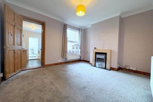  2-Bedroom Home With Large Garden In Sittingbourne, Me10