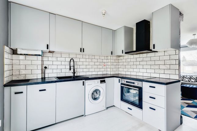 End terrace house for sale in Luddesdown Road, Toothill, Swindon, Wiltshire