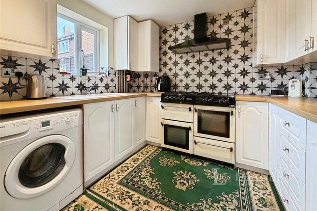 83, Pennymead, Essex photo 3
