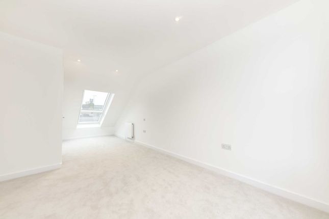 Property for sale in Whitestile Road, Brentford