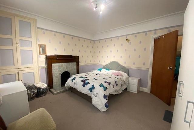 Thumbnail Room to rent in Pier Street, Aberystwyth