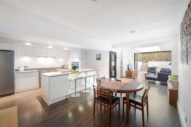 Basement, 35, Elgin Crescent, London photo 2