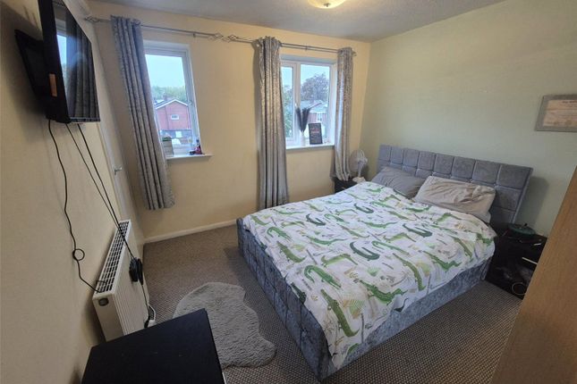 34, Wroxeter Way, Telford photo 4