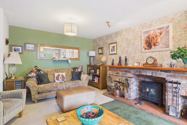 Wisteria House, 10 Main Street, Driffield photo 3