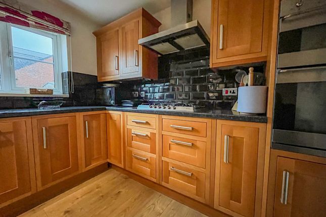 24, Kestrel Way, Haswell photo 5