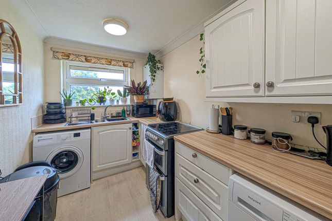 43, Noel Murless Drive, Newmarket photo 3
