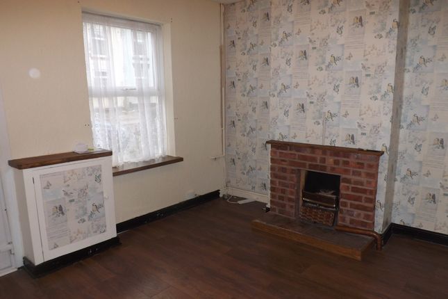 142, Coalville photo 2