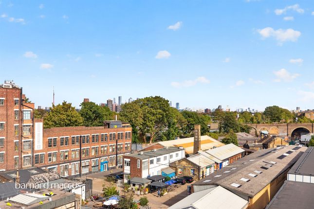 Flat 30, 5, Bournemouth Road, London photo 3