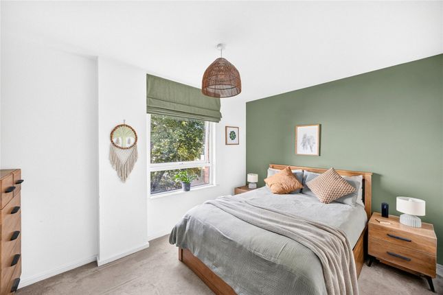 Flat 18, Moreno House, 15, Marlowe Road, London photo 3