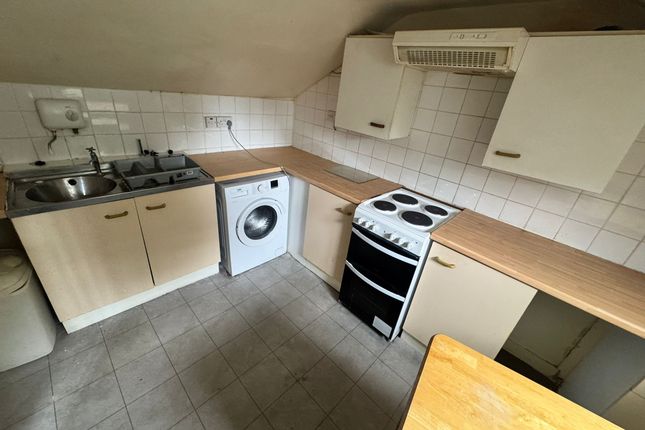 273, BIRMINGHAM photo 3
