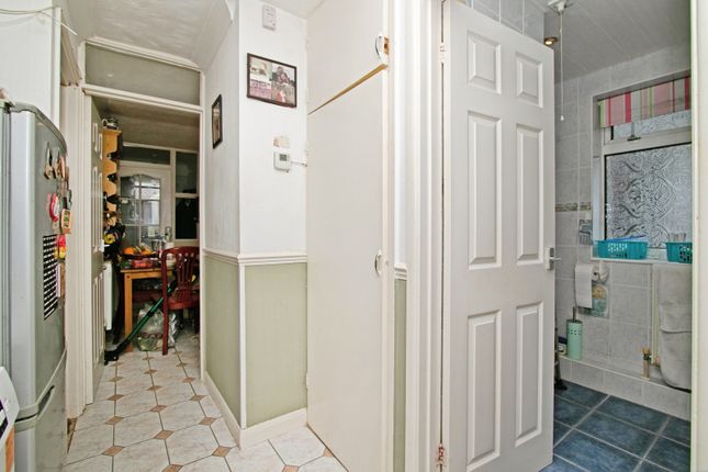 32, Polgine Lane, Camborne photo 4