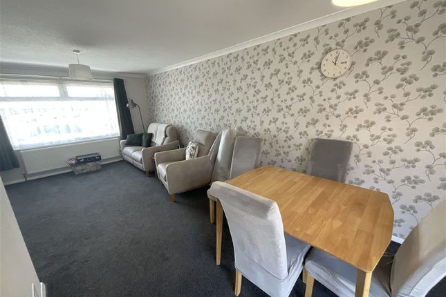 Rectory Park Drive, Basildon photo 5