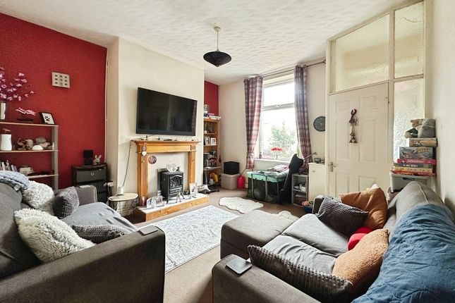 12a, New Cateaton Street, Bury photo 2