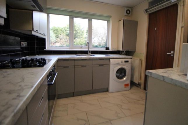 Flat to rent in Claire Court, Cheshunt