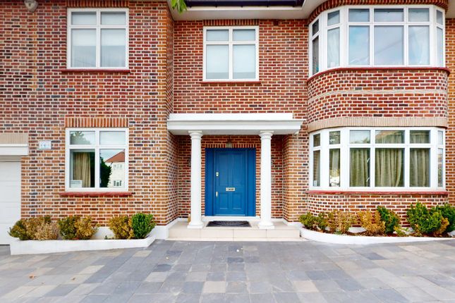 3, Fairholme Gardens, London photo 2