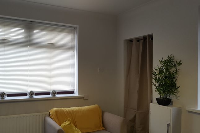 9, Old Wortley Road,   Kimberworth, Rotherham photo 4
