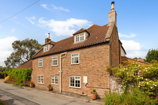 Thumbnail Detached house for sale in Frampton On Severn, Gloucester