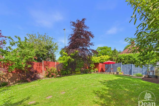 3, The Hawthorns, Lydney photo 2