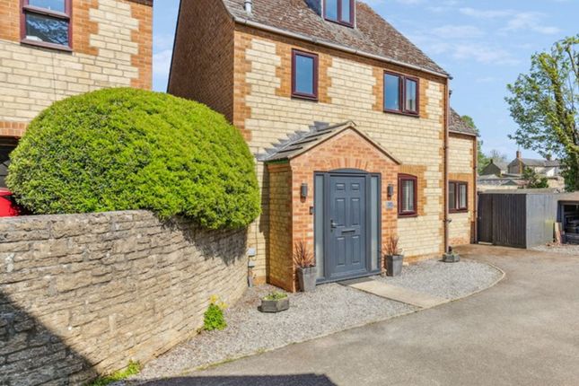 Thumbnail Detached house for sale in Newland Mill, Witney