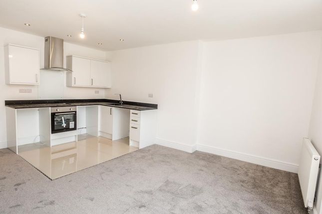 Apartment 6, Long Lane, Huddersfield photo 5