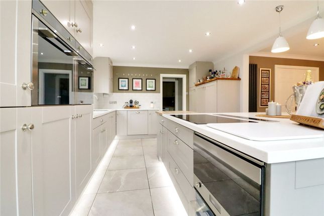 1 Taylor Close, Doncaster photo 2