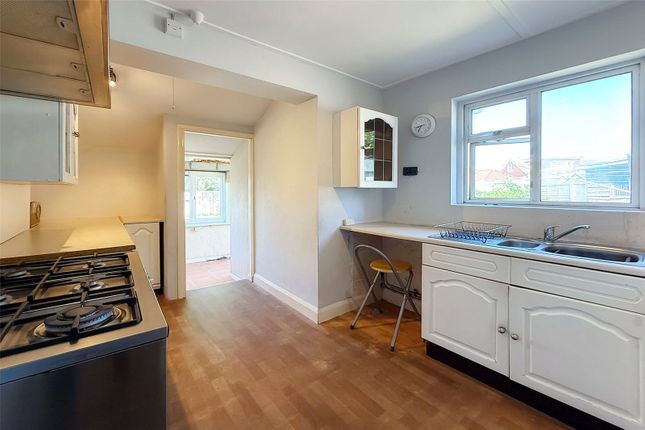 14, The Crossways, West Sussex photo 3