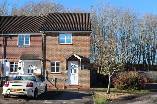 Thumbnail Property to rent in Saxby Road, Burgess Hill