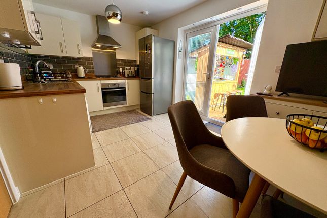 6, Elder Close, Leicester photo 3