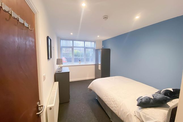 48, The Boulevard, Stoke-on-Trent photo 3