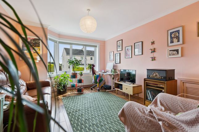 36 Rodil Avenue, Simshill, Glasgow photo 2